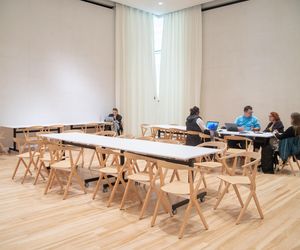 Czy przestrzenie na parterze MSN spełniają funkcje publiczne?