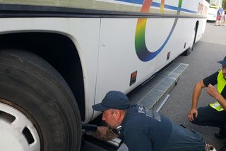 W jakim stanie są autobusy wożące dzieci do szkół? Kierowcy autobusów to szlachta wśród kierowców