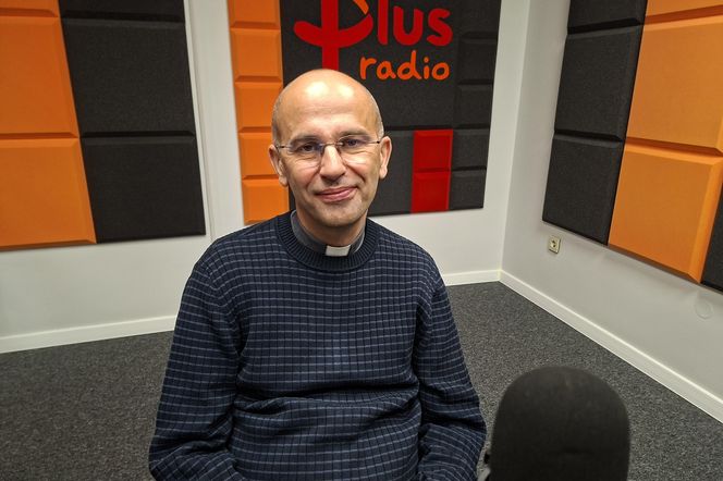 [WYWIAD] W rytmie życia z ks. Piotrem Wieteską, diecezjalnym duszpasterzem rodzin