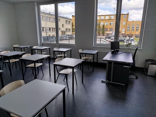 W budynku BCU nr 2 w Siedlcach znajduje się duża hala i 11 sal szkoleniowych, które zostały bardzo nowocześnie wyposażone.