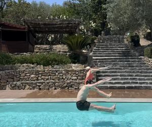 Olga Frycz i Albert Kosiński w basenie