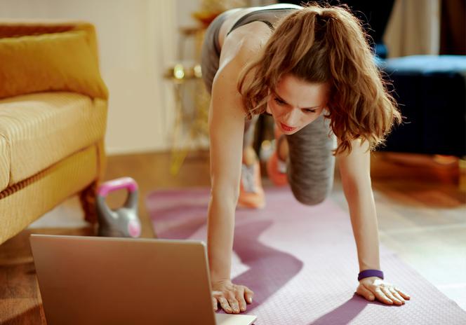 Domowa aktywność Polaków - czy ćwiczymy 150 minut tygodniowo?