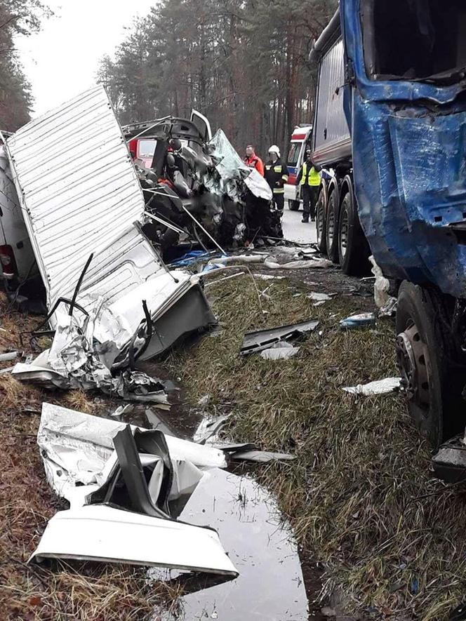 Koszmarny wypadek w Suchowoli. Nie żyje jedna osoba [ZDJĘCIA]