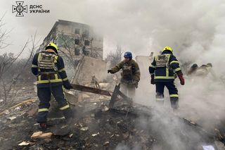 Polska poderwała dziś samoloty. Zmasowany atak, pocisk zniszczył blok na Ukrainie