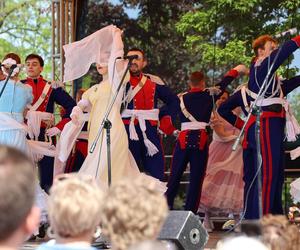 Piknik patriotyczny i koncert „Polskie Tańce Narodowe i Regionalne” na pl. Litewskim w Lublinie
