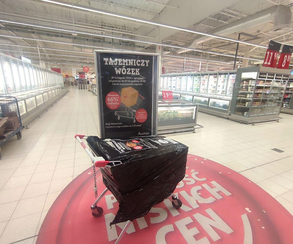 Tajemnicze wózki w Auchan. Popularna akcja wraca na Black Friday