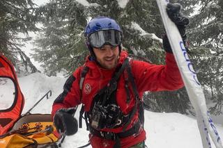 Narażał życie dla innych, teraz sam potrzebuje pomocy. Jego świat runął w ciągu sekundy