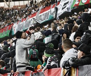 Legia Warszawa - Lech Poznań: Zdjęcia kibiców z klasyku i 13. kolejki PKO BP Ekstraklasy