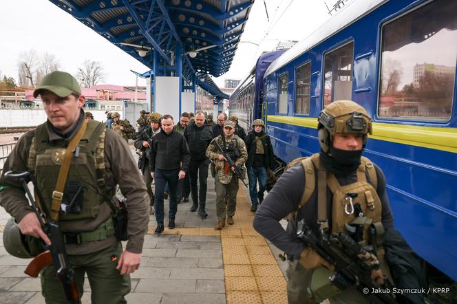 Andrzej Duda w KIjowie. Delegacja prezydentów Polski, Estonii, Łotwy i Litwy