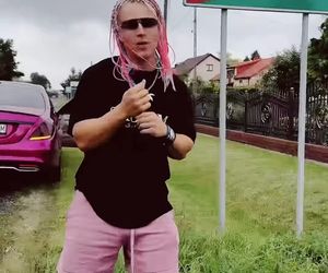 Skolim zaszalał z fryzurą. Ale metamorfoza!