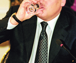 Alkohol lubi polityków