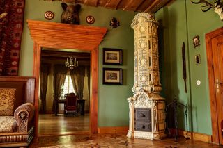 To jeden z najcenniejszych dworków w Polsce