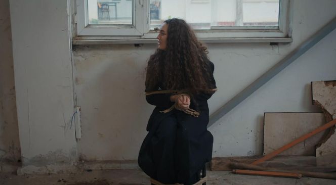 Dziedzictwo, odcinek 690. Yaman, Nana