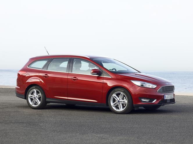 Nowy Ford Focus kombi lifting 2015