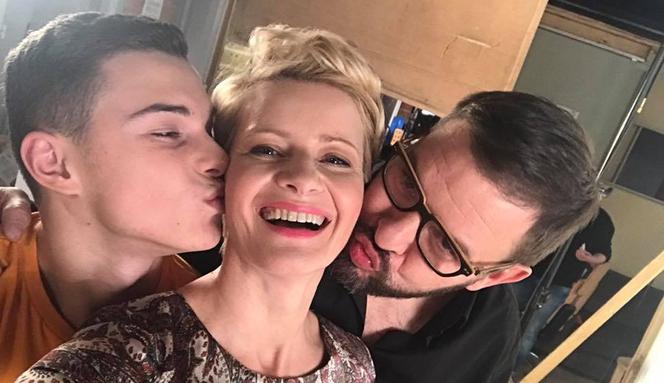 Rodzinka 10 sezon, Natalia (Małgorzata Kożuchowska), Ludwik (Tomasz Karolak), Kuba (Adam Zdrójkowski)