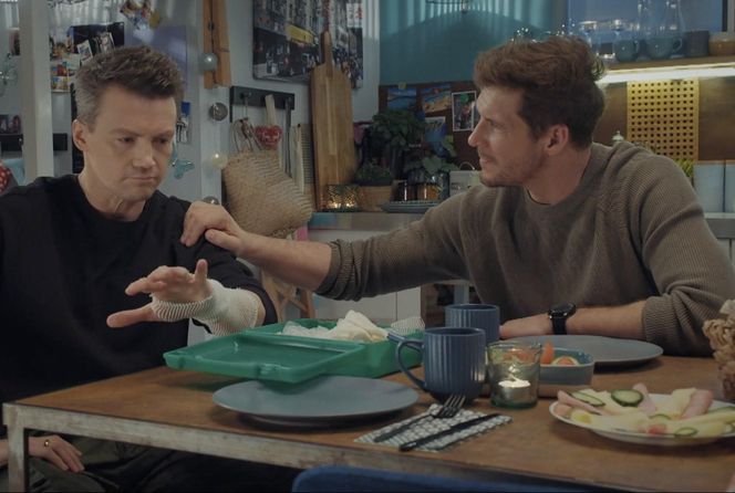 M jak miłość odc. 1865. Jakub Karski (Krzysztof Kwiatkowski), Marcin (Mikołaj Roznerski)