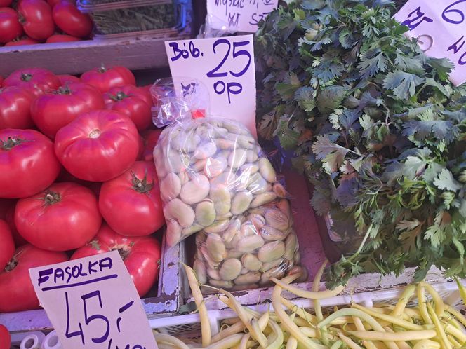 Ceny bobu na Starym Kleparzu w Krakowie