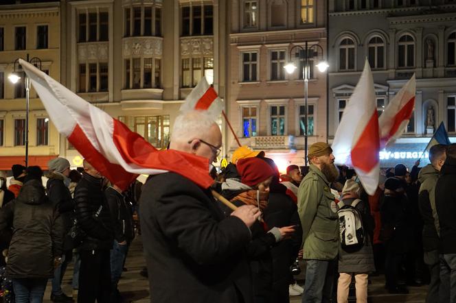 Wojna na Ukrainie. Bydgoszczanie protestowali przeciwko rosyjskiej agresji [ZDJĘCIA]