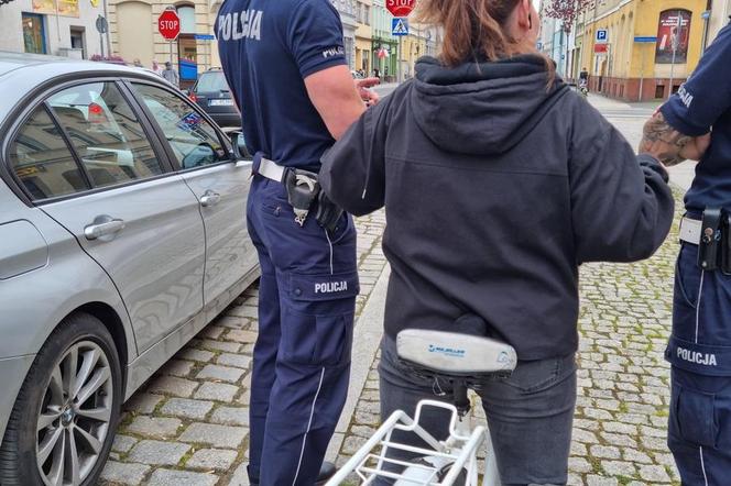 Przyglądali się pieszym, rowerzystom i motocyklistom na ulicach Leszna. Posypały się mandaty