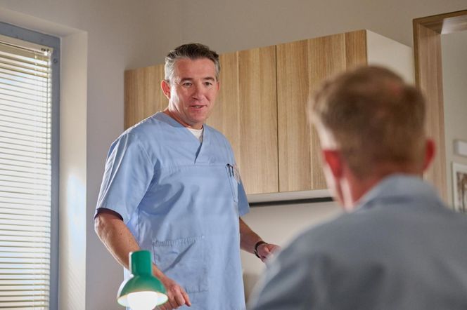 Na Wspólnej odc. 3979: Lew Nalepa (Przemysław Sadowski), Kamil Hoffer (Kazimierz Mazur)