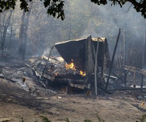 Groza w Portugalii! Tornado ognia i trąba z pyłów