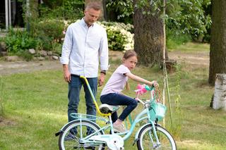 M jak miłość, odc. 1745: Andrzej (Krystian Wieczorek), Nadia (Mira Fareniuk) 