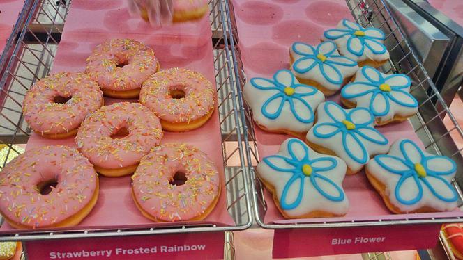 4 Dunkin' Donuts zawitał do Łodzi. Na Piotrkowskiej kolejki