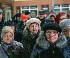 Uroczystości rocznicowe odbyły się w Kościele pw. Przemienienia Pańskiego i pod Pomnikiem Pamięci Powstańców Styczniowych na Placu Narutowicza