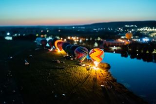 Balonowe Świętokrzyskie w Pińczowie. Nocne pokazy balonów skradły serca! Wielka fiesta zachwyciła tysiące!