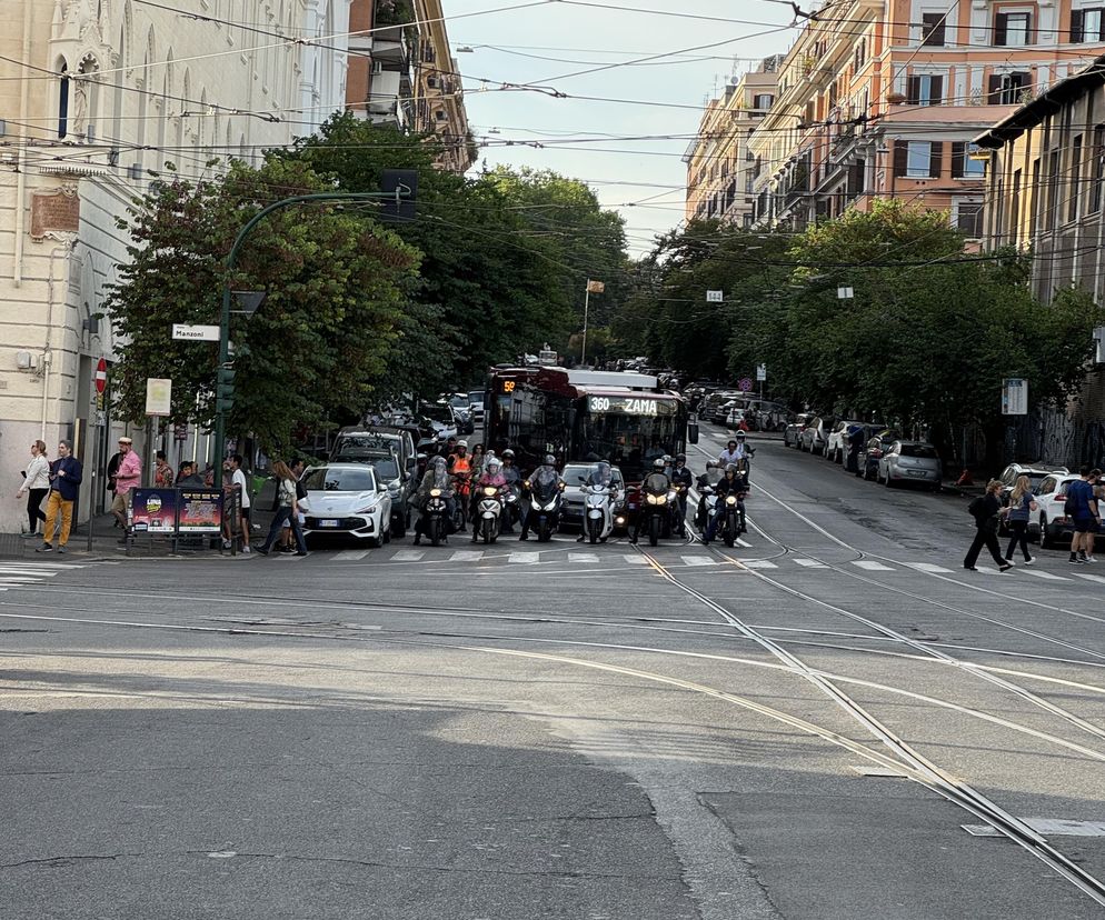 Mandat za zimny łokieć i otwarte okno w samochodzie. Potencjalnie niebezpieczne