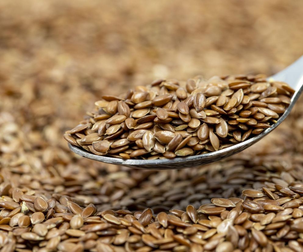 Wspiera długowieczność i obniża ciśnienie krwi. Wypróbuj 12-tygodniową kurację z siemieniem lnianym