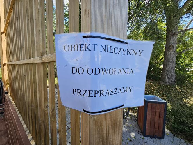 Tężnia solankowa na Pieczurkach w Białymstoku znowu zepsuta. Tym razem do odwołania.