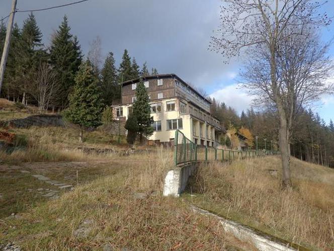 Porzucony dom wczasowy w Karpaczu