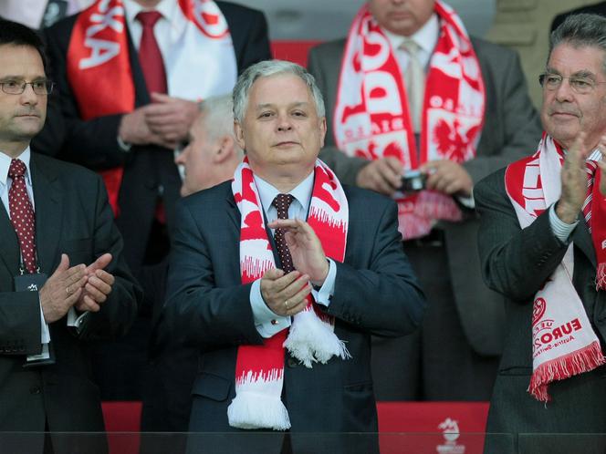 Lech Kaczyński na meczu