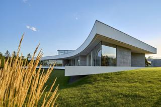 Dune House willa pod Warszawą. Autorem projektu jest Przemek Olczyk z Mobius Architekci