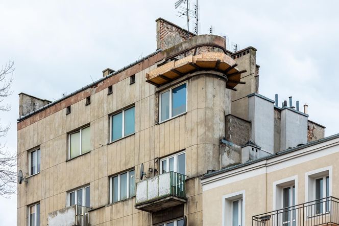 Kamienica na Mackiewicza 1 w Warszawie