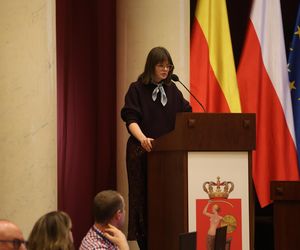 Nadzwyczajna sesja Rady Warszawy