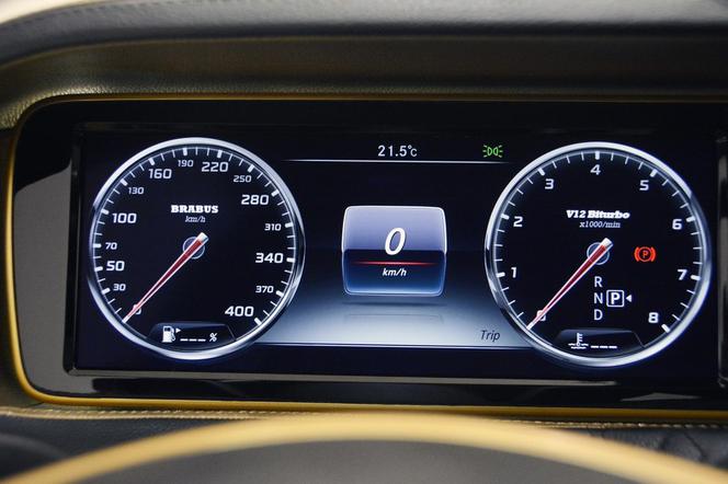 Brabus Rocket 900 Desert Gold 