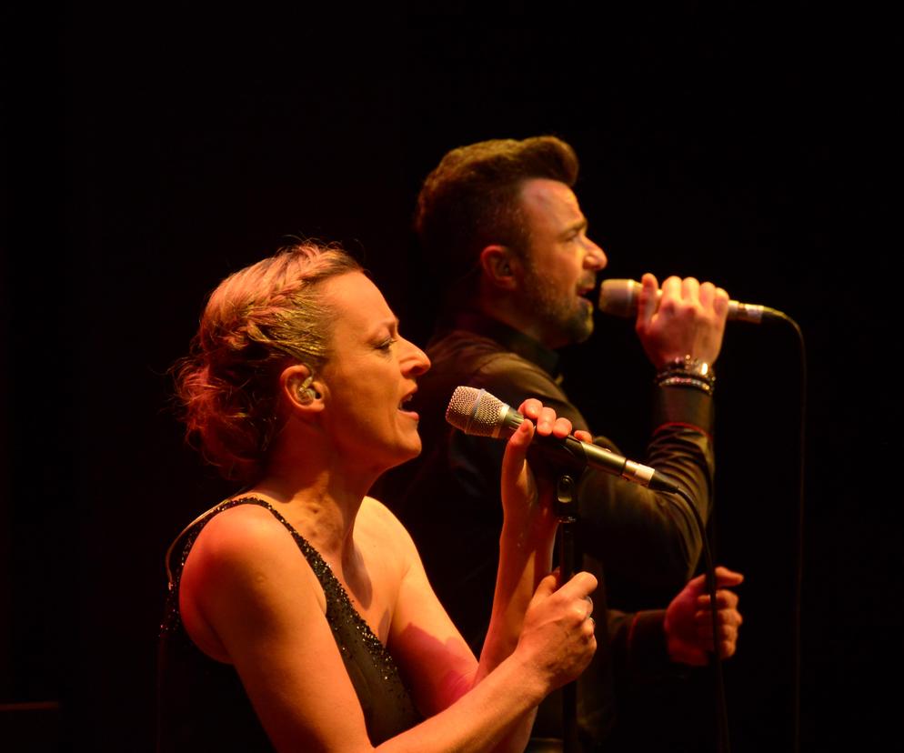 Ola Turkiewicz i Tomasz Bacajewski. Koncert Niepodleglosci w Australii.