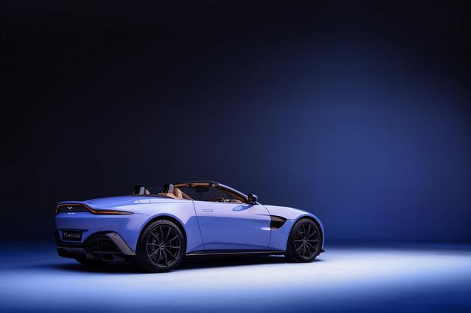 Aston Martin Vantage Roadster (2021)