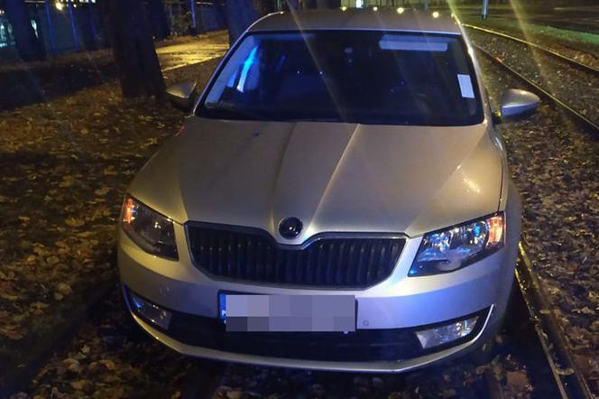 Wypił pół litra wódki i pojechał. Potem Skoda zmieniła się w tramwaj