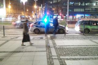 Policjanci we Wrocławiu kontrolują pieszych! [SPECJALNA AKCJA DROGÓWKI]