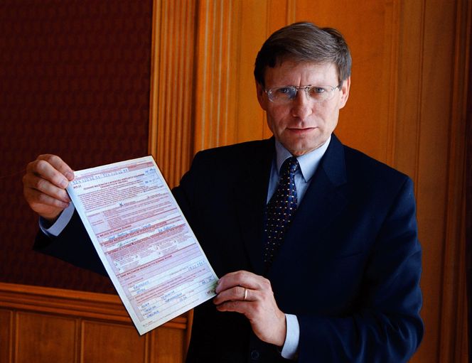 AI wybrała 5 najlepszych polityków w Polsce ostatnich 30 lat!