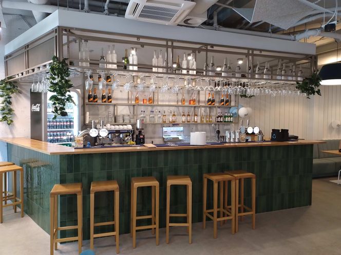 Krzywy Domek w Sopocie już otwarty. Nowy foodhall na mapie Trójmiasta