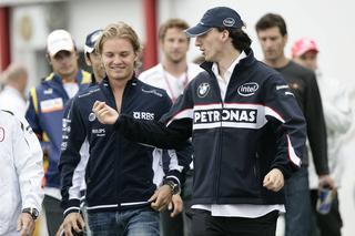 Nico Rosberg spokojny o kontrakt Roberta Kubicy. Porównuje Polaka do Lewisa Hamiltona