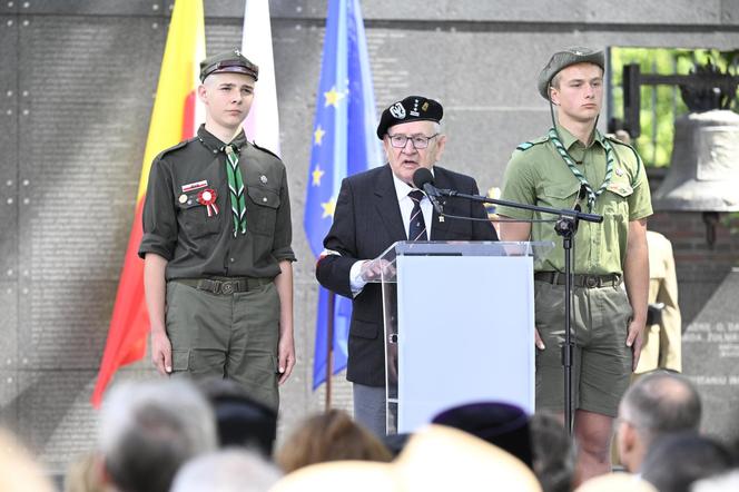 Prezydenci podziękowali Powstańcom Warszawskim. Spotkanie weteranów z  Andrzejem Dudą i Rafałem Trzaskowskim