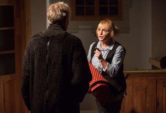 To nie koniec świata 2 sezon odcinek 17. Stanisław (Marek Frąckowiak), Halina (Dorota Pomykała)
