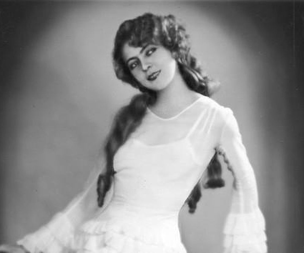 Nina Świerczewska, aktorka zmarła w czasie porodu