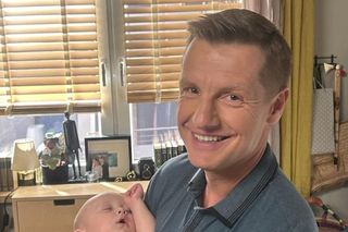 M jak miłość. Paweł (Rafał Mroczek), Antoni Lucjan