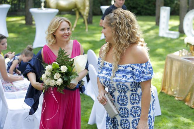 Przyjaciółki 16 sezon odc. 185. Patrycja (Joanna Liszowska), Anka (Magdalena Stużyńska)
